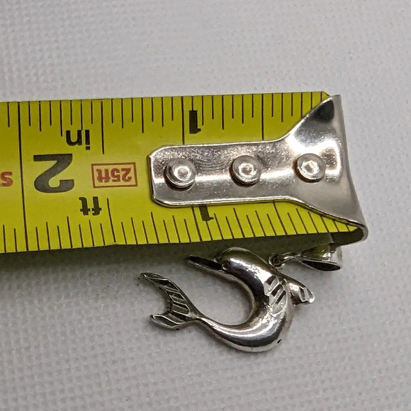 Vintage dolphin pendant - Picture 3 of 4